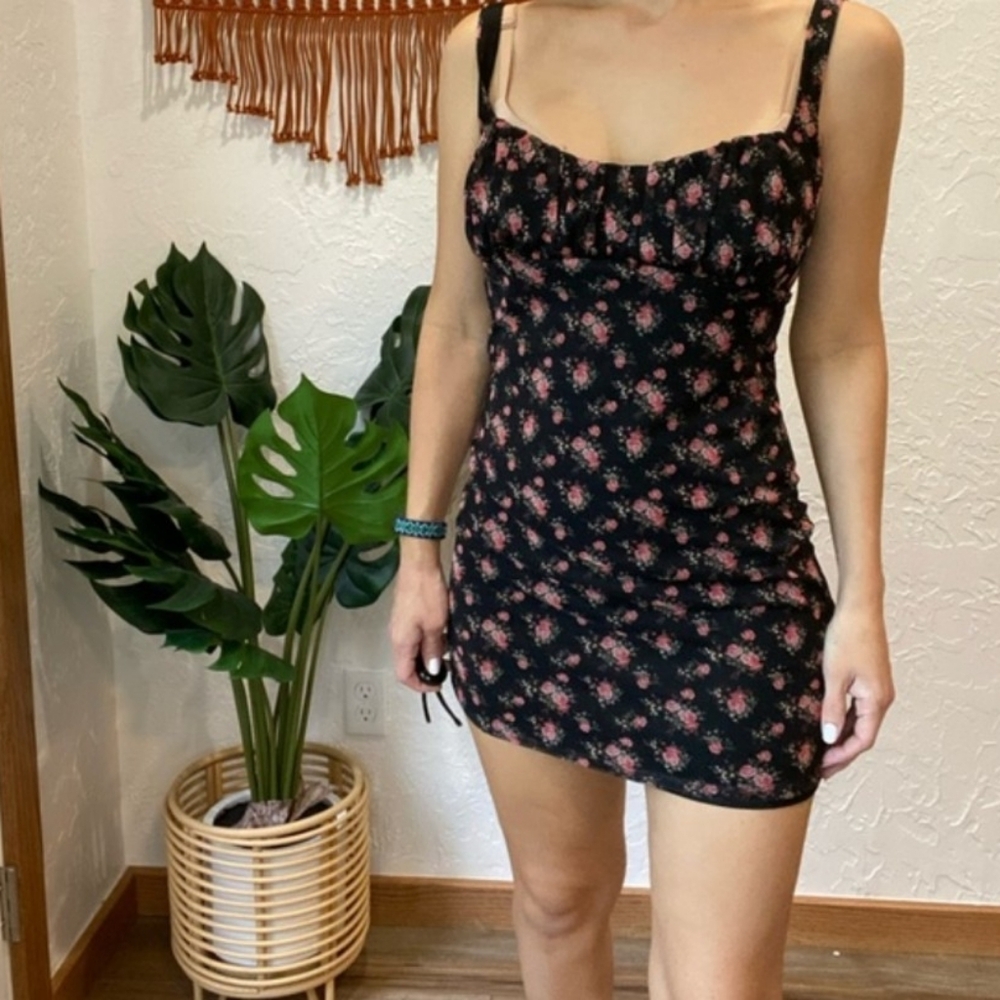Urban Outfitters Anya Mesh Mini Dress 90's Floral Print Size Medium Y2K